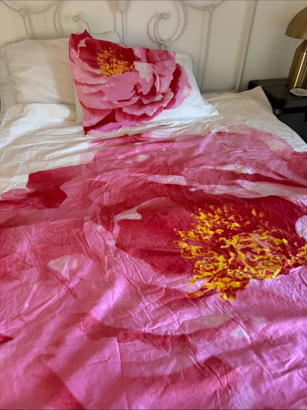 Rare Isaac Mizrahi Floral Pink Peony twin duvet, set  - Home Bedding